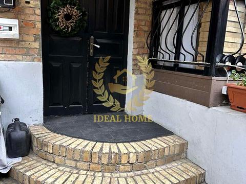 коммерческая по адресу Андреевский спуск, 30