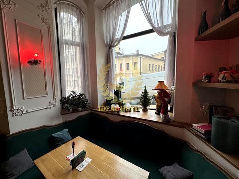 коммерческая по адресу Андреевский спуск, 30