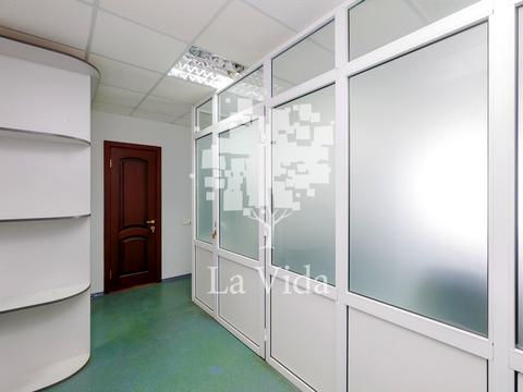 квартира за адресою Анни Ахматової вул., 16-Б