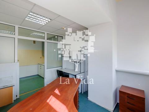 квартира за адресою Анни Ахматової вул., 16-Б