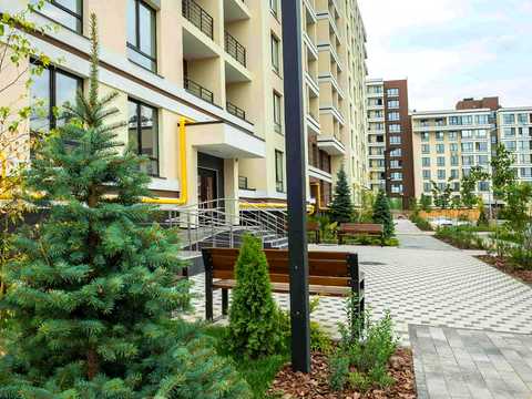 квартира за адресою Юнацька вул., 6