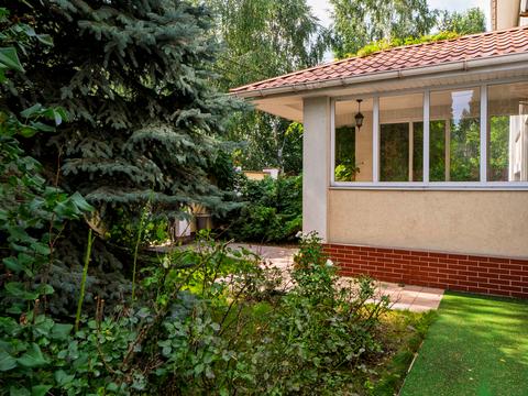 будинок за адресою Зоряна вул., 8