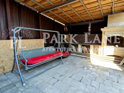 будинок за адресою Київ, Валерія Лобановського просп. (Червонозоряний), 85