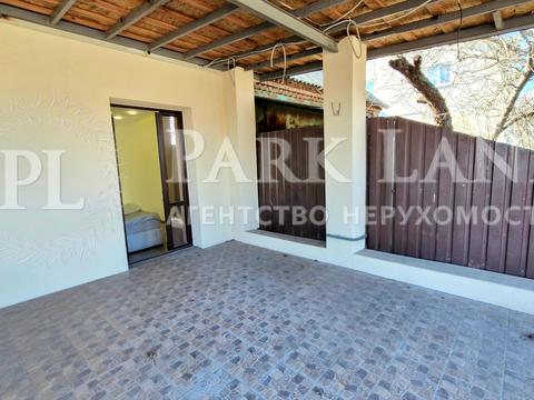 будинок за адресою Київ, Валерія Лобановського просп. (Червонозоряний), 85