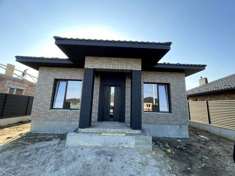 будинок за адресою Набережна