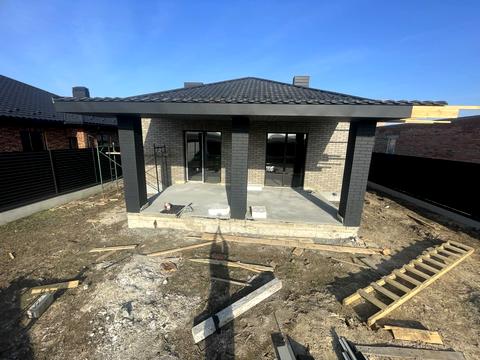 будинок за адресою Набережна