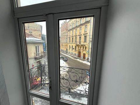 комерційна за адресою Джохара Дудаєва вул. (Лермонтова), 20