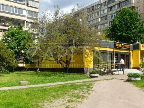 комерційна за адресою Микільсько-Слобідська вул., 6/2