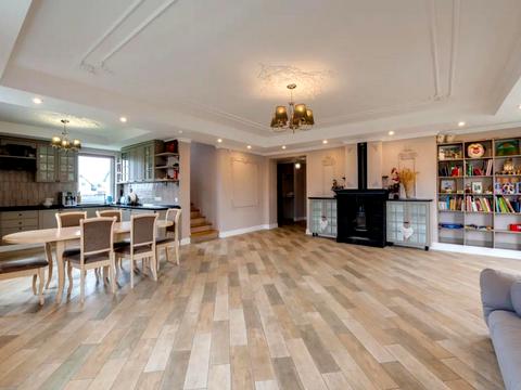 дом по адресу Освободителей ул.