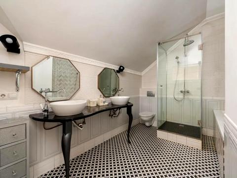 дом по адресу Освободителей ул.