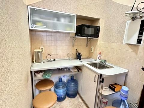 комерційна за адресою Маєра Балабана вул., 21
