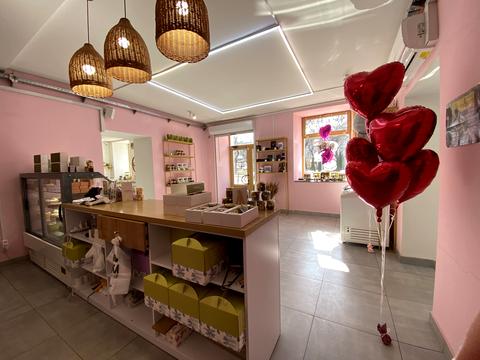 комерційна за адресою Соборна пл., 2