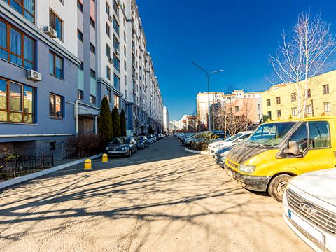 квартира за адресою Миру вул., 9 кор.1