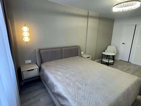 квартира за адресою Білогірська вул., 12