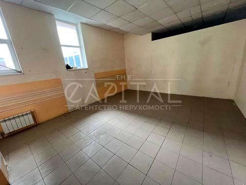 комерційна за адресою Федора Ернста вул., 2