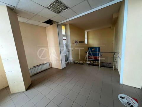 комерційна за адресою Федора Ернста вул., 2