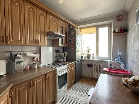 квартира за адресою Героїв Крут бульв. (Героїв Сталінграду), 4