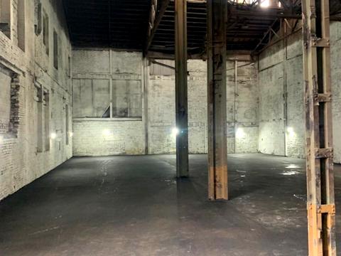 комерційна за адресою Ударників вул., 27