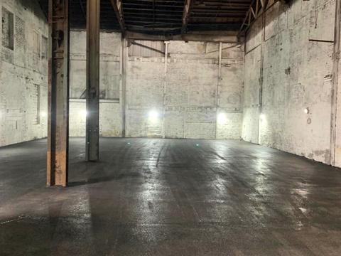 комерційна за адресою Ударників вул., 27