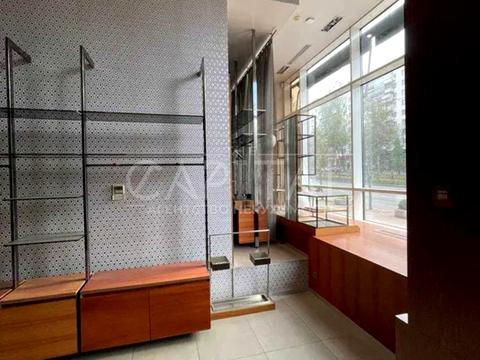 комерційна за адресою Лесі Українки бульв., 7-Б