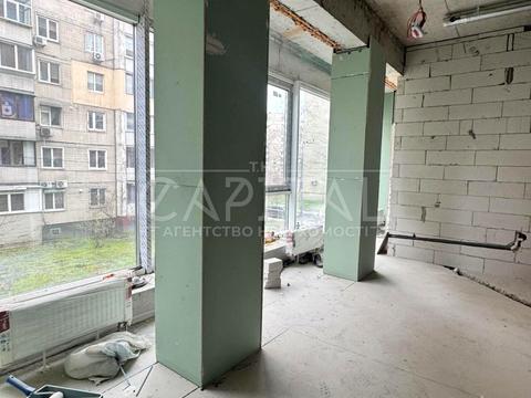 комерційна за адресою Левка Лук'яненка вул. (Маршала Тимошенка), 21/19