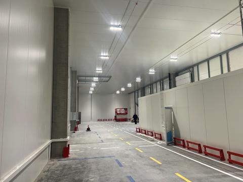 комерційна за адресою Львівська вул., 3