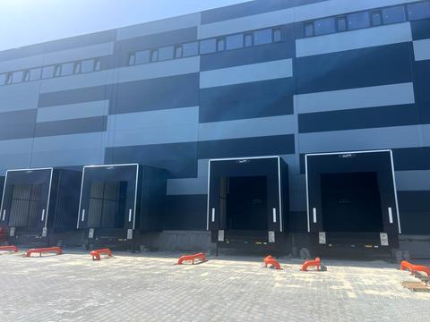 комерційна за адресою Львівська вул., 3