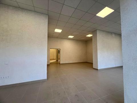 комерційна за адресою Василя Стуса вул. (Островського), 22а