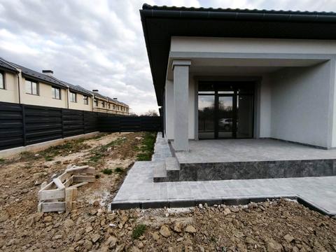 будинок за адресою Виноградна