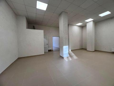 комерційна за адресою Василя Стуса вул. (Островського), 22а