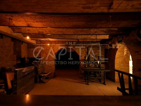 комерційна за адресою Ярославська вул., 5/2