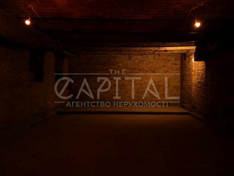 комерційна за адресою Ярославська вул., 5/2