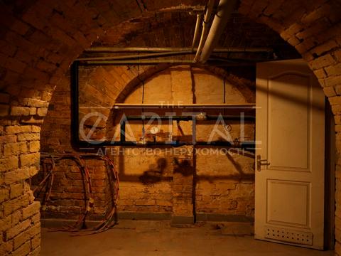 комерційна за адресою Ярославська вул., 5/2