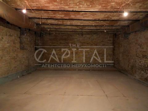 комерційна за адресою Ярославська вул., 5/2