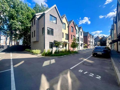 дом по адресу Одесская ул., 8