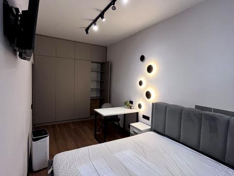 квартира за адресою Івана Верхратського вул., 4