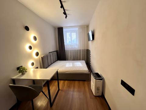 квартира за адресою Івана Верхратського вул., 4