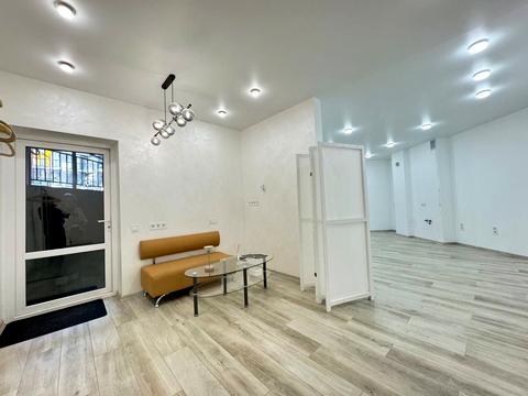 коммерческая по адресу Прорізна ул., 9