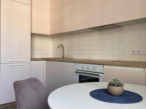 квартира за адресою Олександра Олеся вул., 4-Б