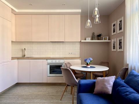 квартира за адресою Олександра Олеся вул., 4-Б