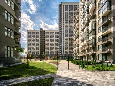 квартира за адресою Олександра Олеся вул., 4-Б