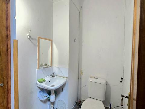 комерційна за адресою Бігова вул., 17