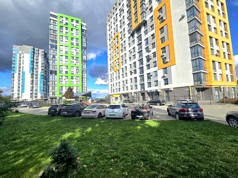 комерційна за адресою Бігова вул., 17