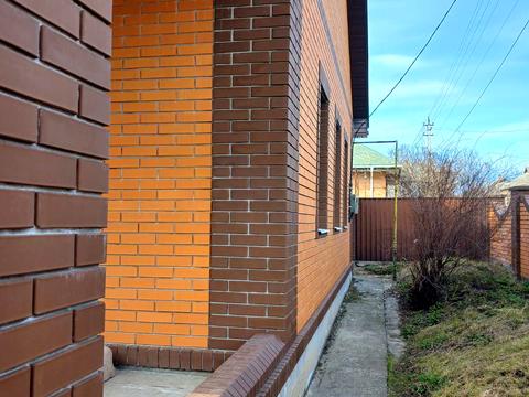 дом по адресу с. Бережинка, Центральна