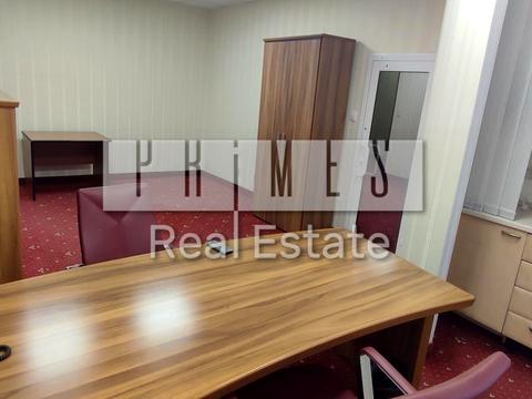 комерційна за адресою Шовковична вул., 3