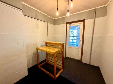 комерційна за адресою Буковинська вул., 6