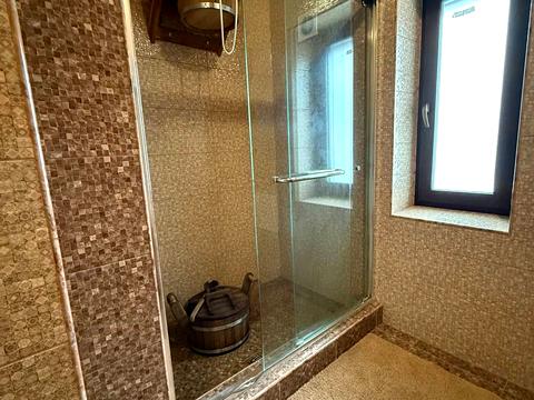 будинок за адресою Озерна