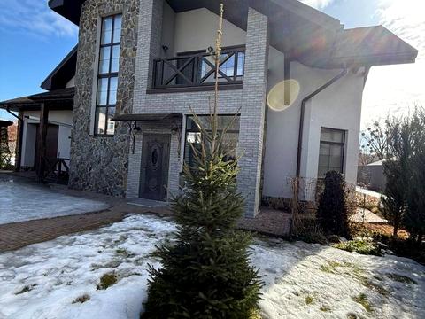 будинок за адресою Озерна