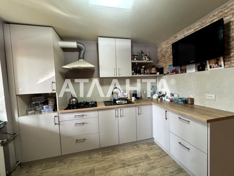 квартира за адресою Космонавтів вул., 58/2