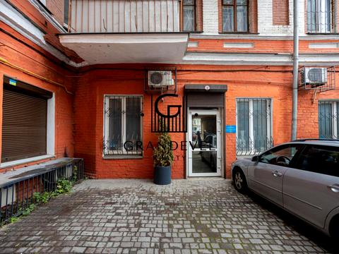 комерційна за адресою Нижній Вал вул., 35/15